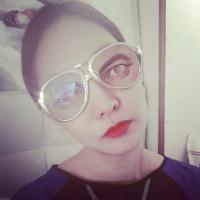 眉目传情. 没有可怕的深度，就没