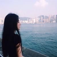那片海。 不见去年人，泪湿春衫
