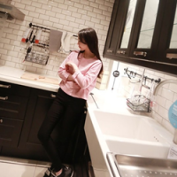 女孩の 成长的前提是以孤独为