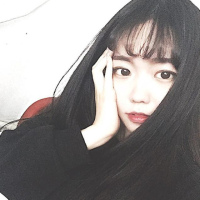 女孩の 成长的前提是以孤独为