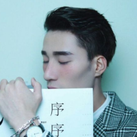 存在 我追索人心的深度，却