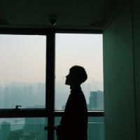 复制品：也许孤独的人从不唱情歌 你现在要做的就是：多