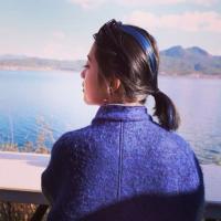 女头。 我想给你整个宇宙 你