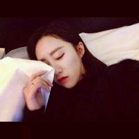 女头。 没有比脚更长的路，没