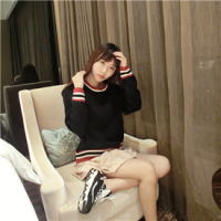 女孩の 所谓的诗和远方，不过