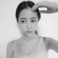 女孩の 所谓的诗和远方，不过
