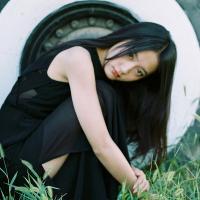 樱女：相爱如饮酒 淡了无味烈了伤喉 我最近很幸福很开心过