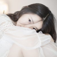 他也不过是一个让我痛