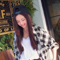 睁眼时他在认真的吻我