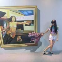 陪我深爱与搞怪 可惜感动总不是心动。