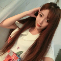 女孩の 早上开心的事就是：裹