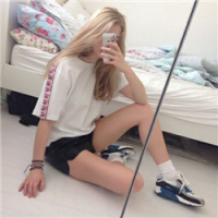 恩。 有些伤口，无论过多久