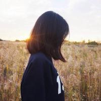涩意 阳光温暖，被心疼也是