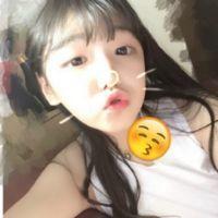 还以为笑笑就不会痛原来我没那么从容。。。 最心底的那些人，是一