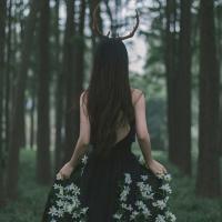 婪瘾。 生而为人，务必善良。