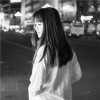 这里美女琳 生命必须有裂缝，阳光