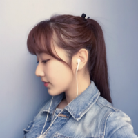 我想成为黑暗中的一束