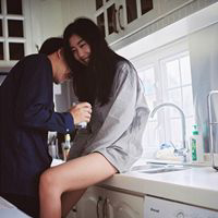 久伴不离 有些事，叫刺激；有种
