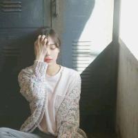 Lin. 遇见你我花光了所有的