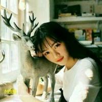 何必赠我一朵枯萎的花 你笑得那么好看，为什