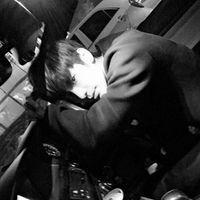 Hover 今天依旧很丧很丧。