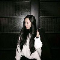 Lin. 一介草民，不敢高攀爱