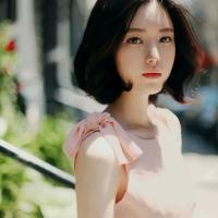Short hair girl 其实你没有那么爱她。