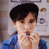一杯清水 喜欢发呆的人，心里一