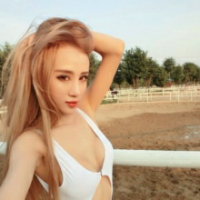 最后一张，经典。 站得高看得遠嗎 摔下