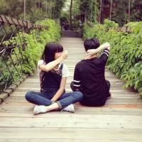 单一情侣。 我帶著妳給的傷離開，