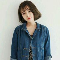 我们彼此背对背，总会