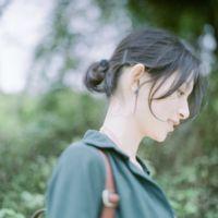 老巷人来人往我依旧跌跌撞撞 无缘无故的矛盾，是你