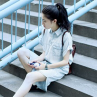 蹙眉 有些人.终究会擦身而