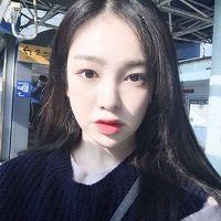 精选女头！ 友情和爱情一样，不是