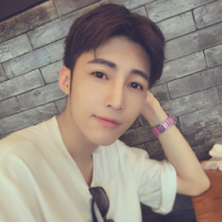 白衣少年 别他妈对谁都掏心掏肺