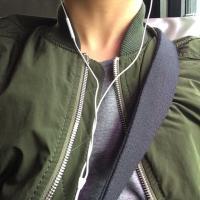 感情不够深才埋怨时间吧 我没必要委屈自己去讨