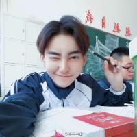 Hey 还没来得及去沾花惹草