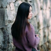 纤骨：我吹过清风喝过烈酒爱过你 不必隐瞒全世界独自坐