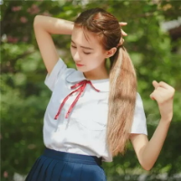 《美女琳》 总是在撕碎的瞬间，才