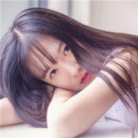 骆驼不会流泪因为知道水的珍贵. 我只是一个平凡的女人