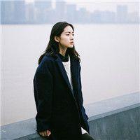 骆驼不会流泪因为知道水的珍贵. 我只是一个平凡的女人