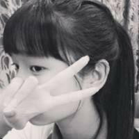 黑白女头大甩卖~ “喜欢趴在窗户边的座