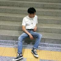 《梁惠子》 ▲我紧抱着回忆说永远
