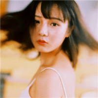 张起灵 behind the