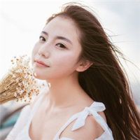 张起灵 behind the