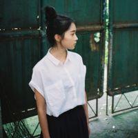 余生请你多多指教。 ╰ァ呵、穿白衬衣的男