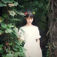 我女神~ 哭的时候以为泪有多重