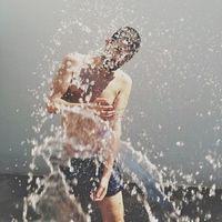 男神喜欢，欧美 我们的玩笑之中常常藏