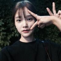 韩韩美头 如果我的手不小心碰着