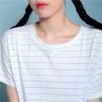 你笑风好大没说两句话悄然就泪下 很多事情，我知道却假